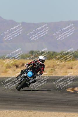 media/Nov-06-2023-Moto Forza (Mon) [[ce023d0744]]/4-Beginner Group/Session 3 (Turn 16)/